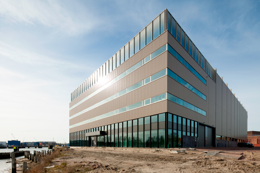 Rotterdam Heijplaat, bedrijfsgebouw Condor